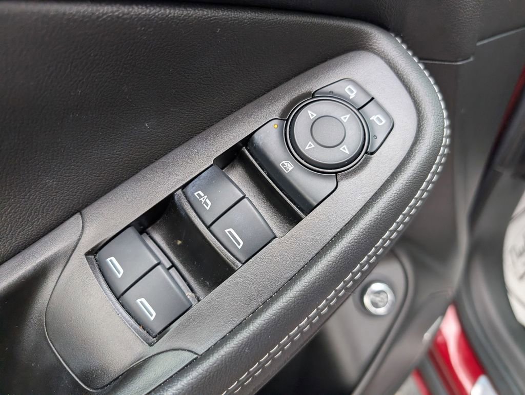 Used 2024 Buick Encore GX Avenir w/ Avenir Convenience Package FWD image 15