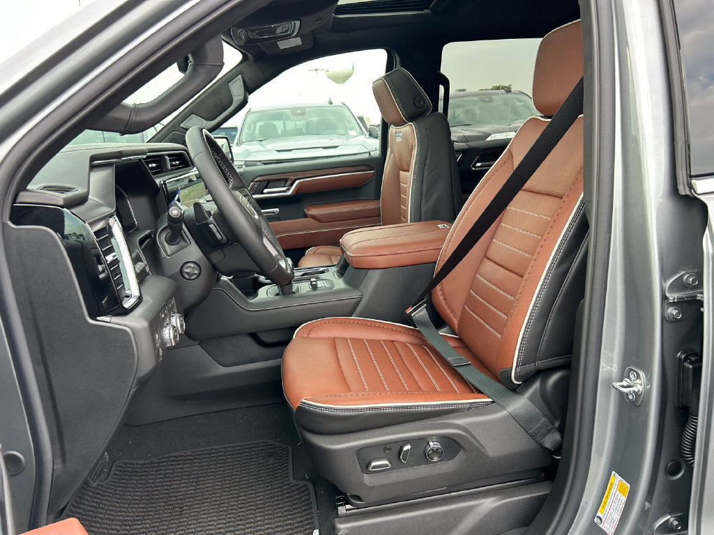 New 2026 GMC Sierra 1500 Denali Ultimate AWD/4WD image 17