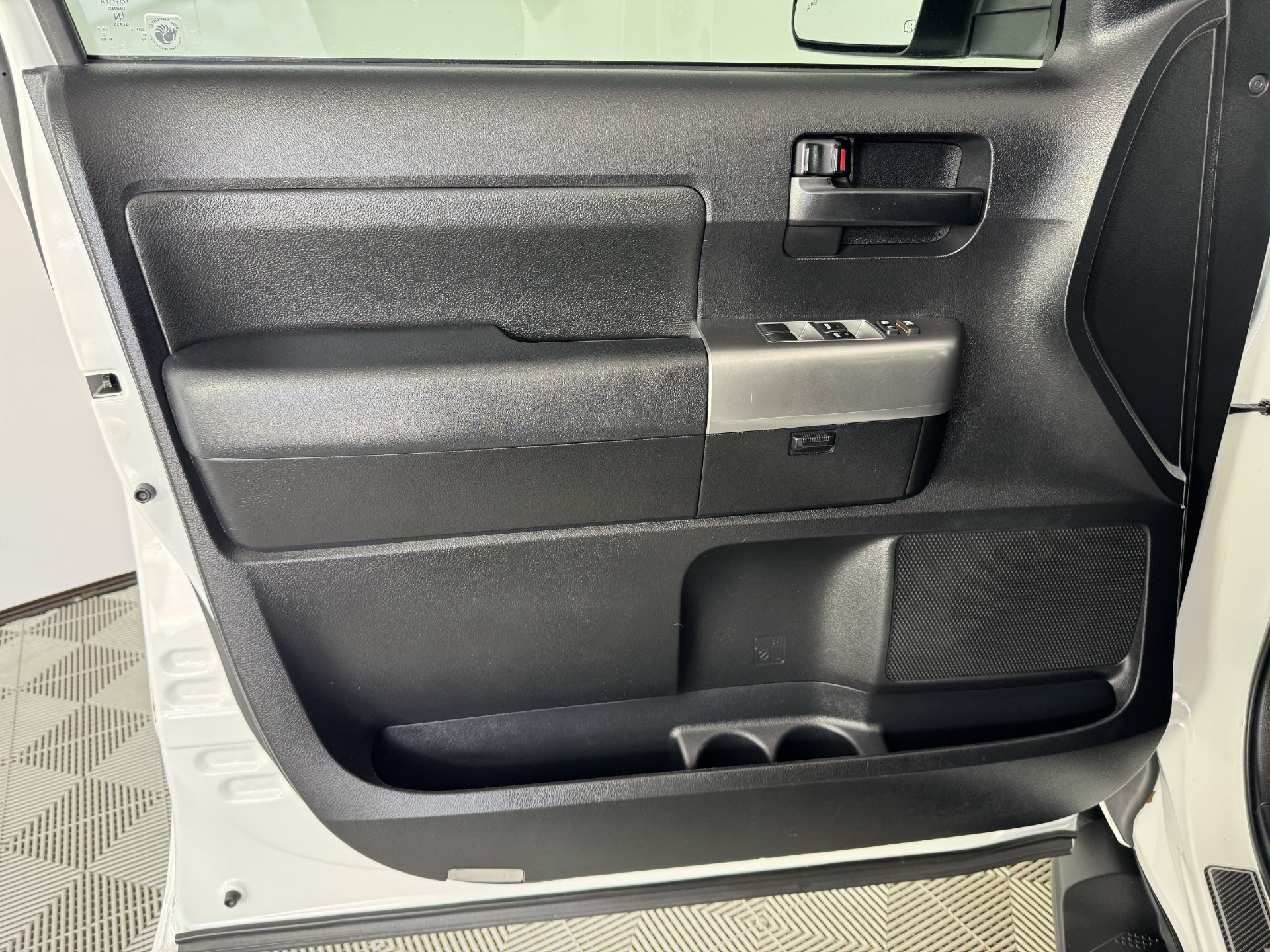 Used 2019 Toyota Sequoia TRD Sport w/ TRD Sport Premium Package RWD image 10