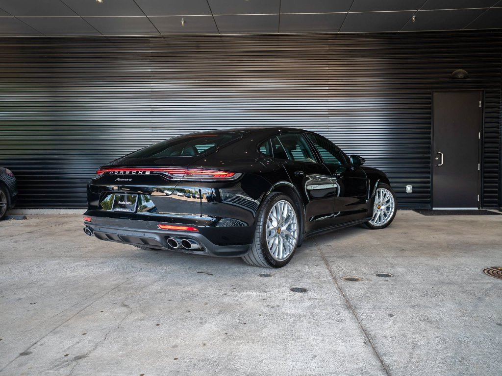 Certified 2023 Porsche Panamera image 7