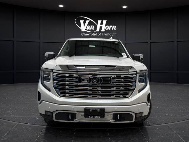 Used 2023 GMC Sierra 1500 Denali AWD/4WD image 2