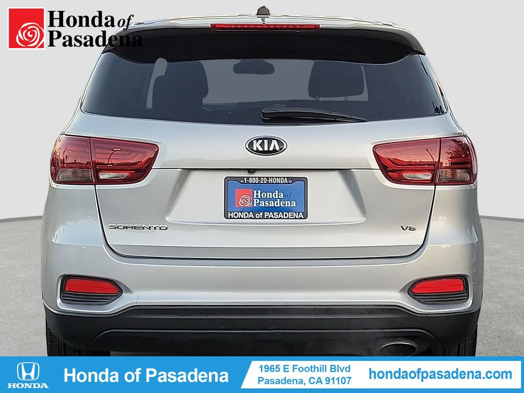 Used 2019 Kia Sorento FWD V6 image 3