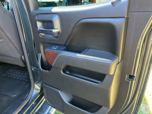 Used 2017 GMC Sierra 2500 SLE w/ SLE Preferred Package image 22