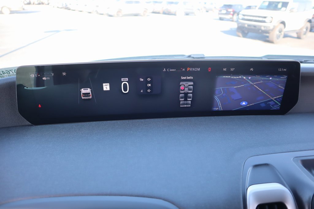 New 2025 Ford Expedition Active image 4