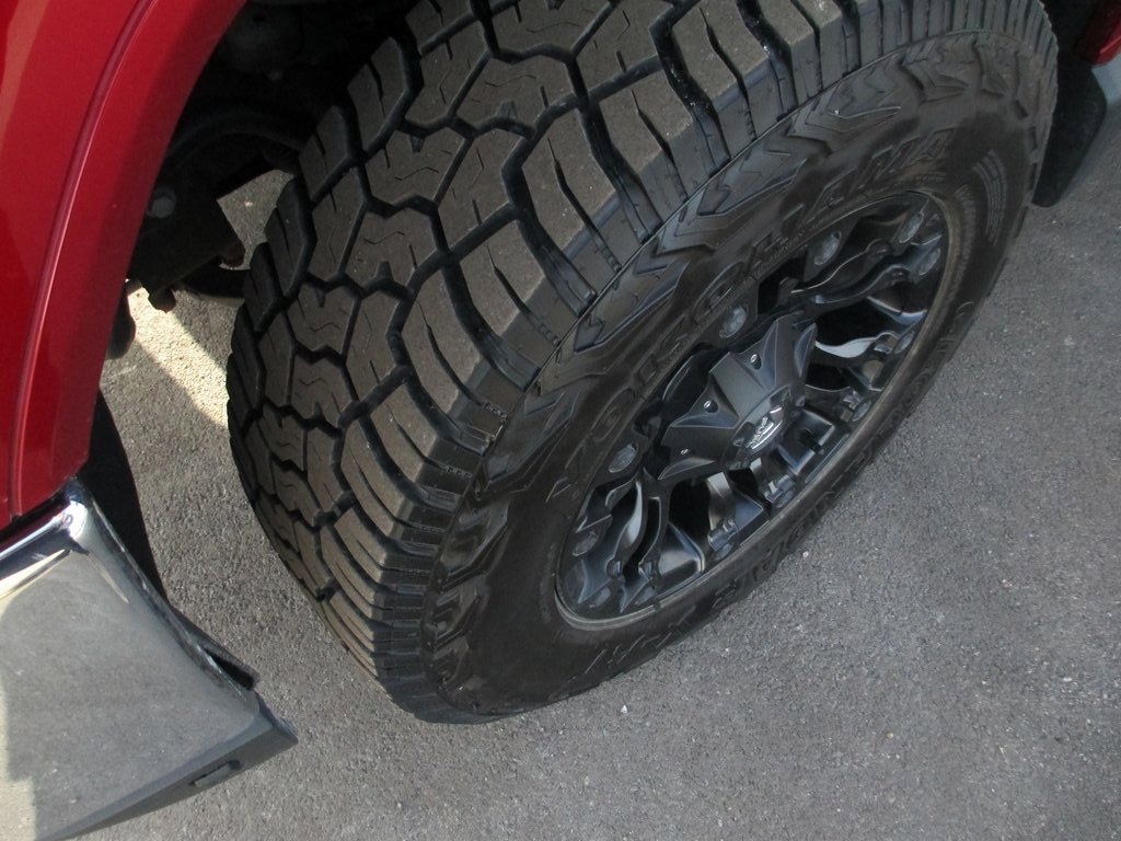 Used 2022 GMC Sierra 3500 SLE w/ SLE Convenience Package image 14