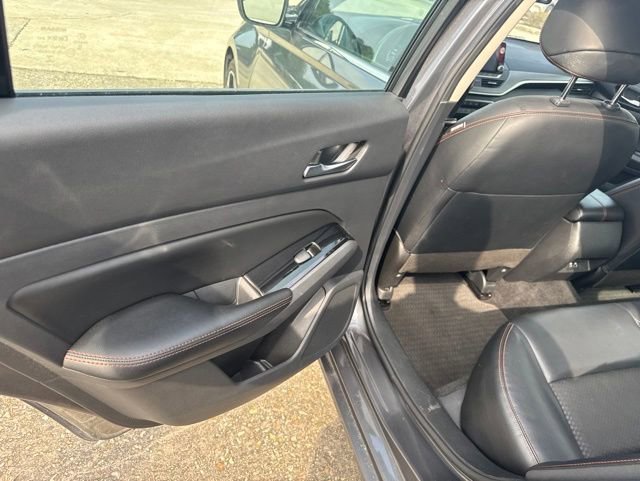 Used 2024 Nissan Altima 2.5 SR FWD image 25
