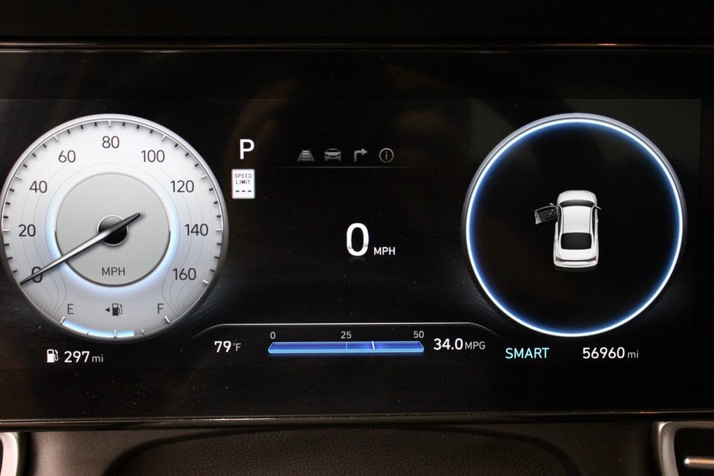 Certified 2024 Hyundai Elantra SEL FWD image 30