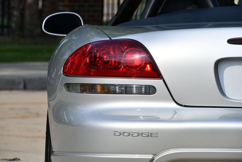 Used 2005 Dodge Viper SRT-10 w/ Mamba Edition Group RWD image 31
