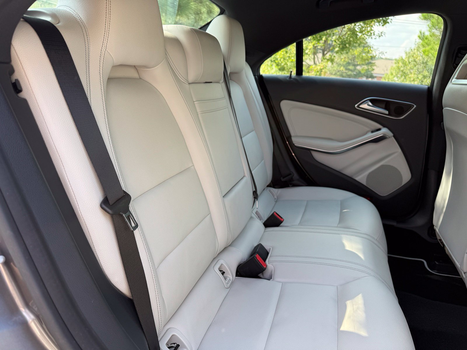 Used 2017 Mercedes-Benz CLA 250 4MATIC image 42