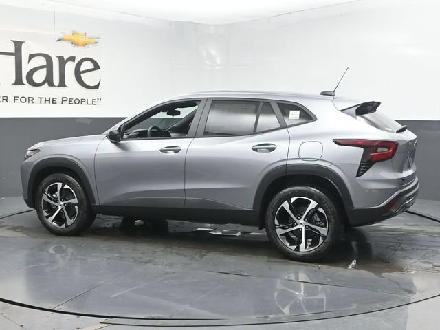 New 2026 Chevrolet Trax RS w/ Sunroof Package FWD image 30