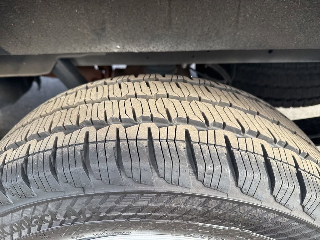 Used 2024 Ford Transit 250 Base w/ Exterior Upgrade Package image 27