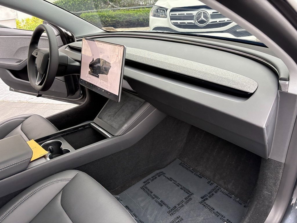 Used 2025 Tesla Model 3 Long Range image 23