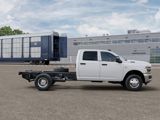 New 2027 RAM 3500 Tradesman AWD/4WD image 21