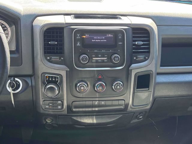 Used 2018 RAM 1500 Express AWD/4WD image 24