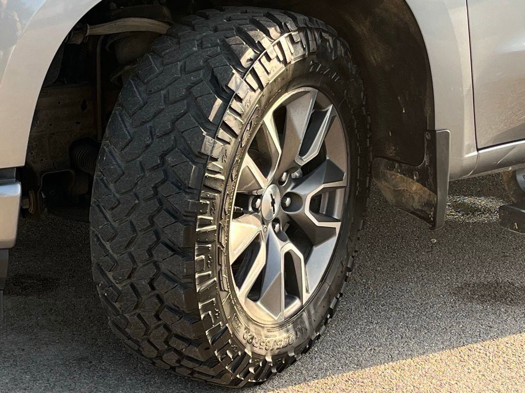 Used 2020 Chevrolet Silverado 1500 RST w/ Texas Edition AWD/4WD image 28