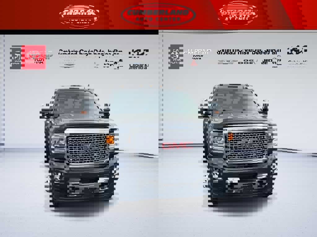 Used 2015 GMC Sierra 3500 Denali w/ Duramax Plus Package image 3