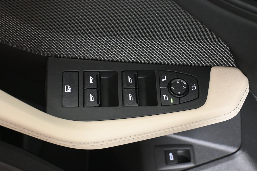 Used 2026 BMW 228i xDrive w/ Technology Package AWD/4WD image 30