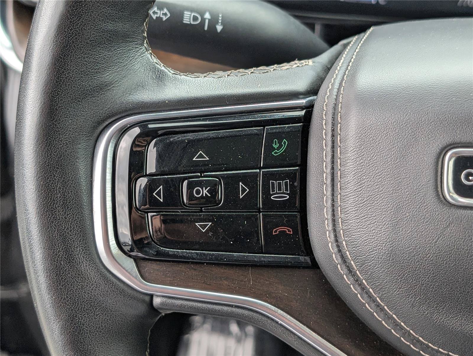Used 2022 Jeep Grand Wagoneer Series II w/ Convenience Group III AWD/4WD image 29