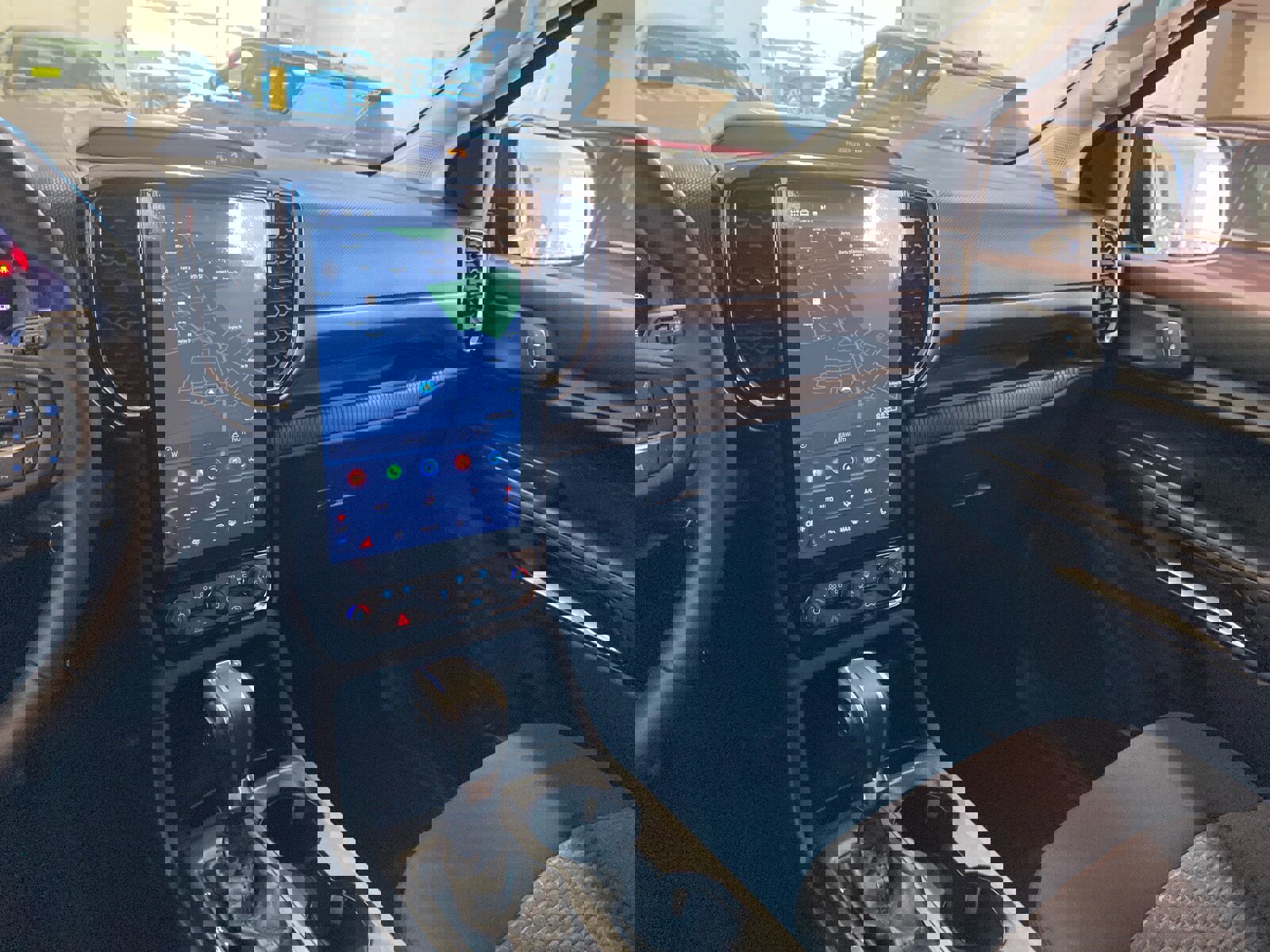 New 2025 Ford Ranger XLT w/ Equipment Group 301A High image 12