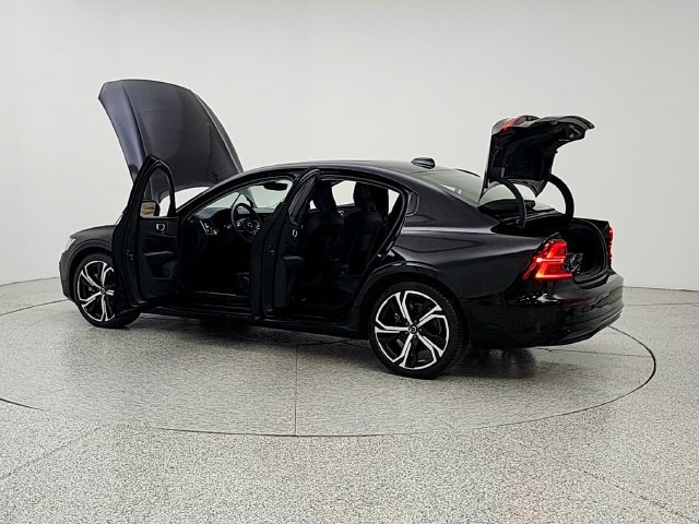 Certified 2024 Volvo S60 B5 Plus w/ Climate Package AWD/4WD image 12