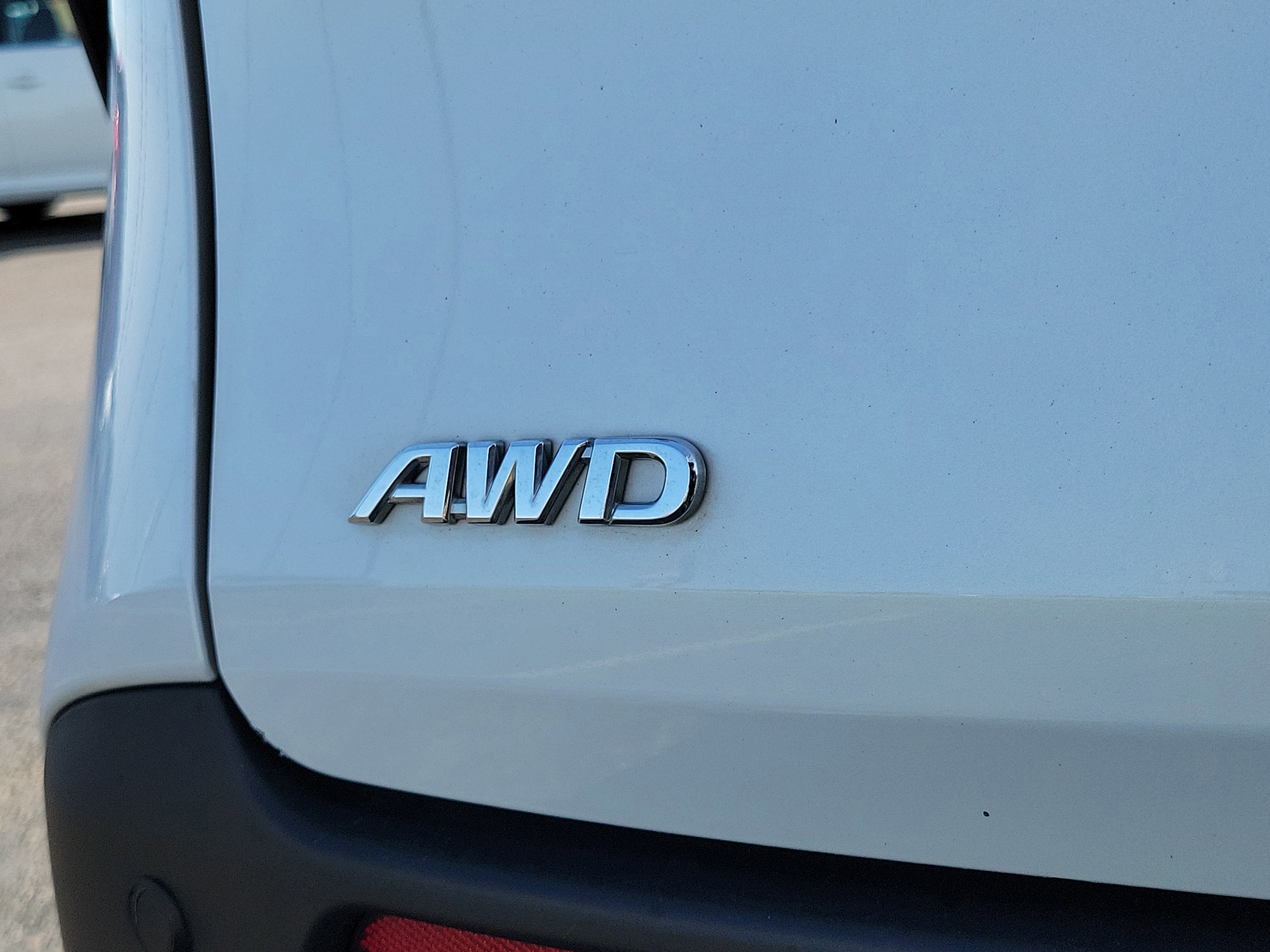 Used 2023 Toyota Sienna XLE w/ XLE Plus Package AWD/4WD image 6