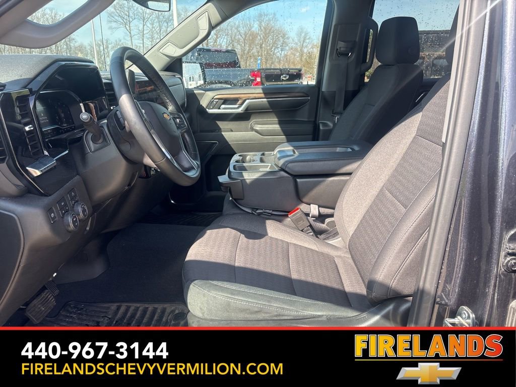 Used 2024 Chevrolet Silverado 1500 LT image 12