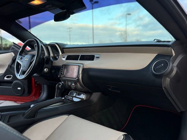 Used 2013 Chevrolet Camaro SS image 15