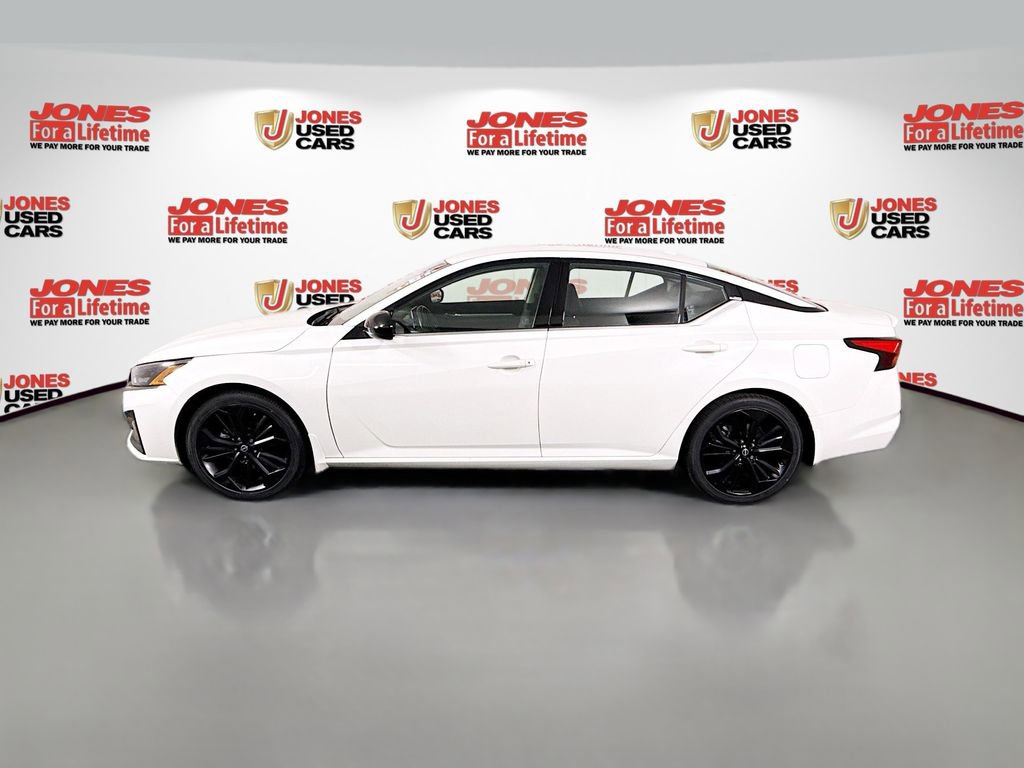Certified 2023 Nissan Altima 2.5 SR FWD image 13