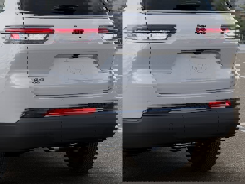 New 2026 Jeep Grand Cherokee L 4WD image 39