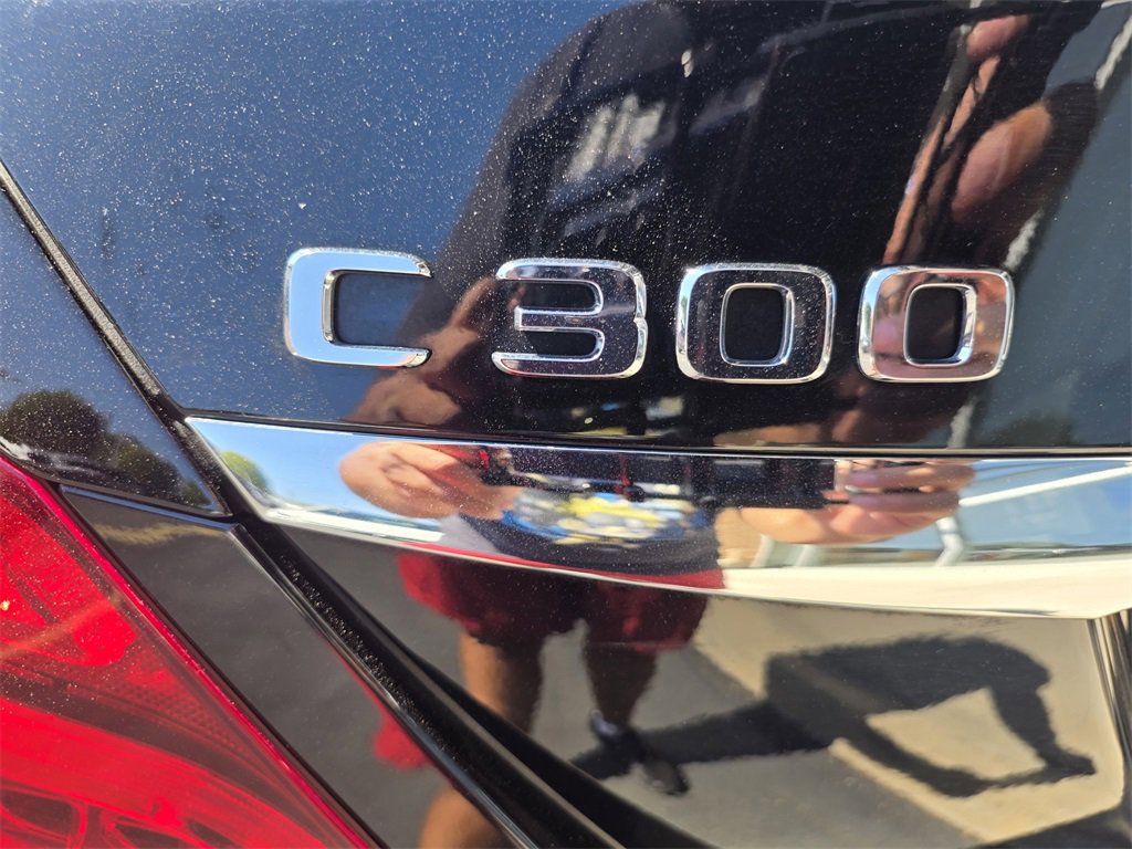 Used 2017 Mercedes-Benz C 300 4MATIC Sedan image 38