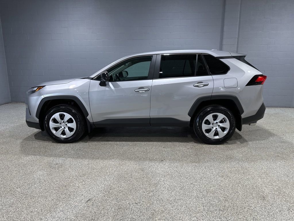 Certified 2025 Toyota RAV4 LE image 5