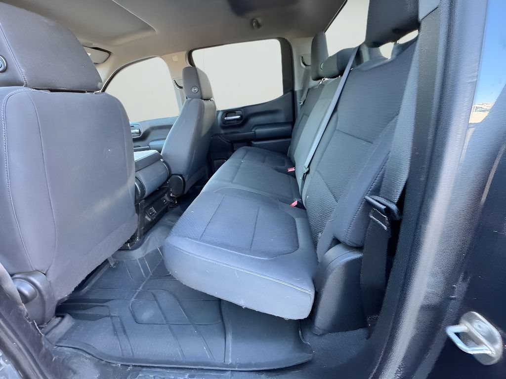 Used 2020 Chevrolet Silverado 1500 Custom w/ Custom Value Package AWD/4WD image 12