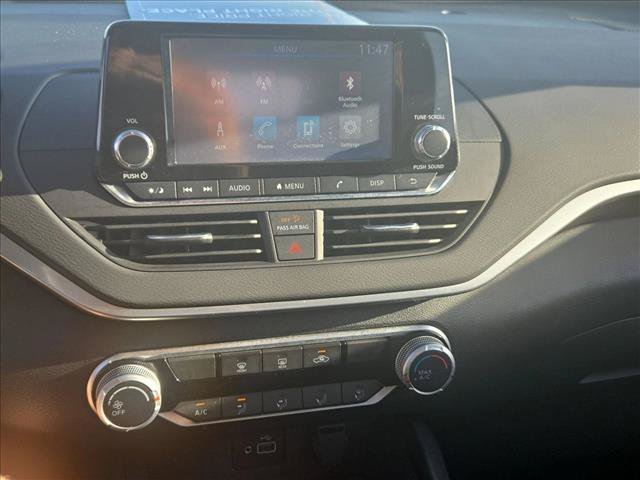 Used 2024 Nissan Altima 2.5 S FWD image 14