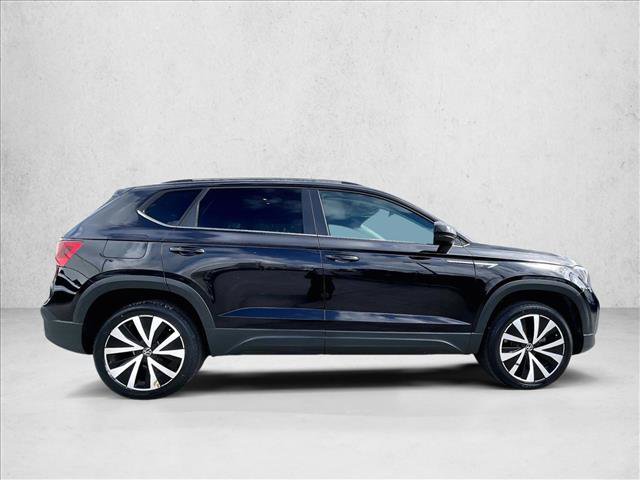Used 2022 Volkswagen Taos SE image 5
