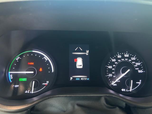 Used 2024 Toyota Sienna XLE FWD image 21