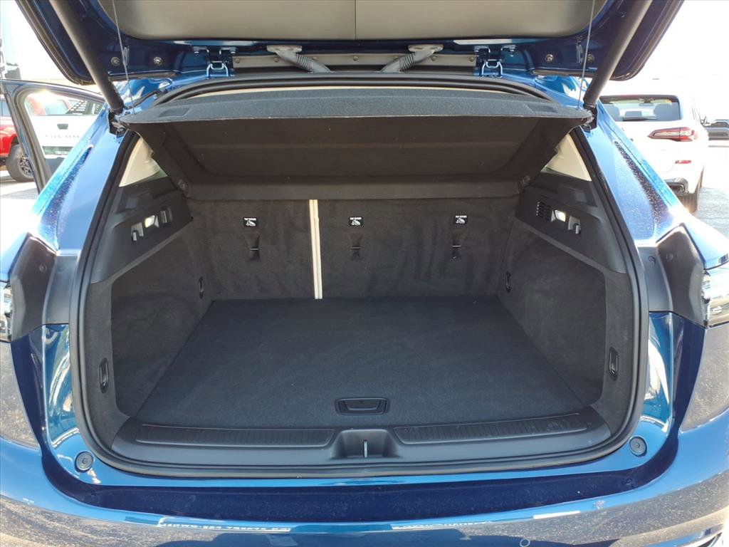 Used 2023 Buick Envision Avenir AWD/4WD image 13