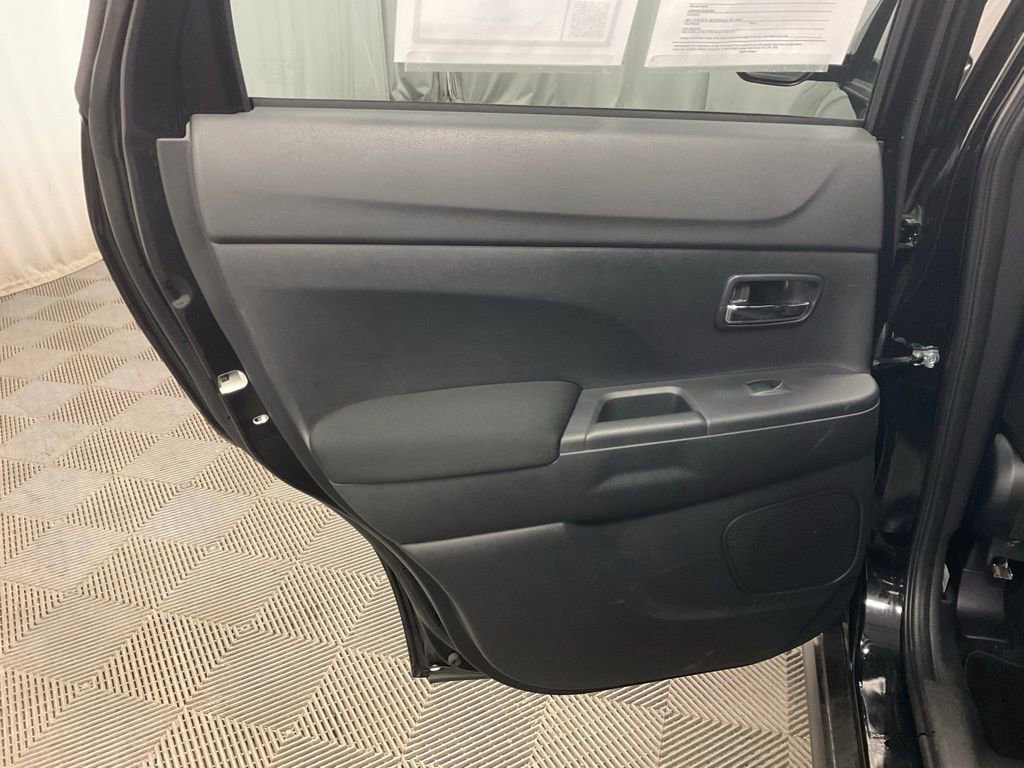 Used 2024 Mitsubishi Outlander Sport ES image 31