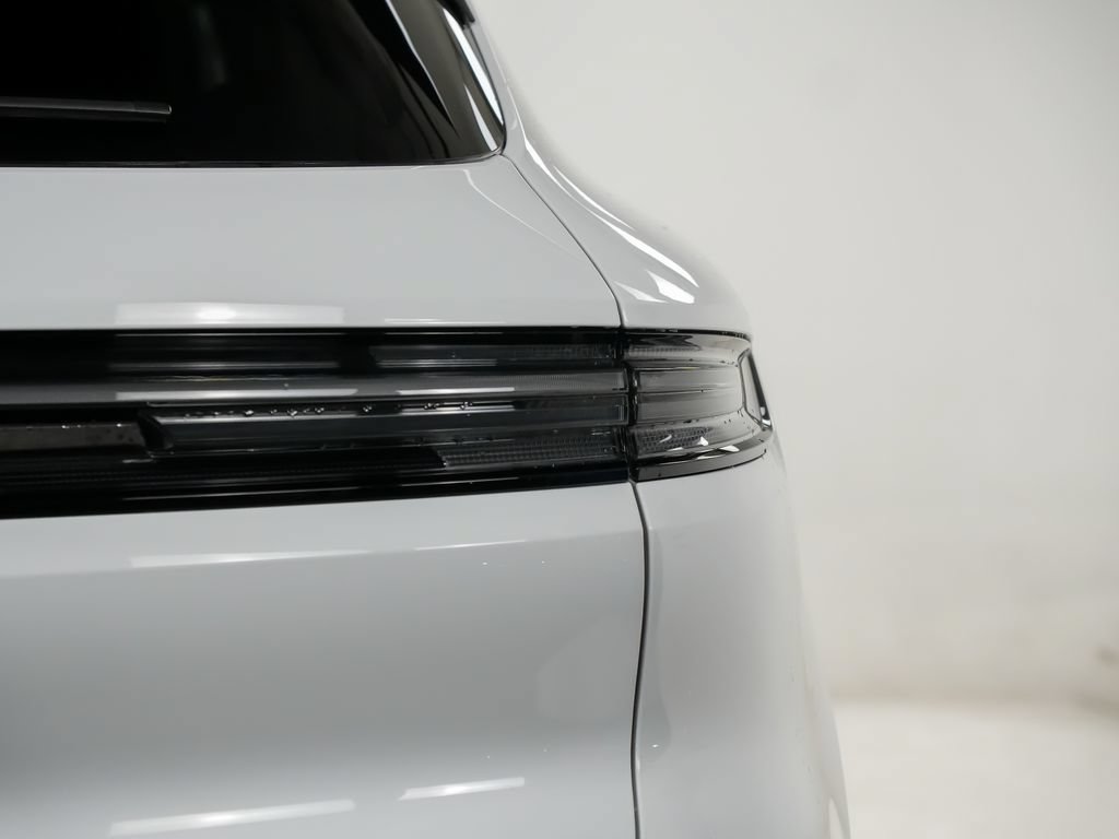 New 2026 Porsche Cayenne AWD/4WD image 12