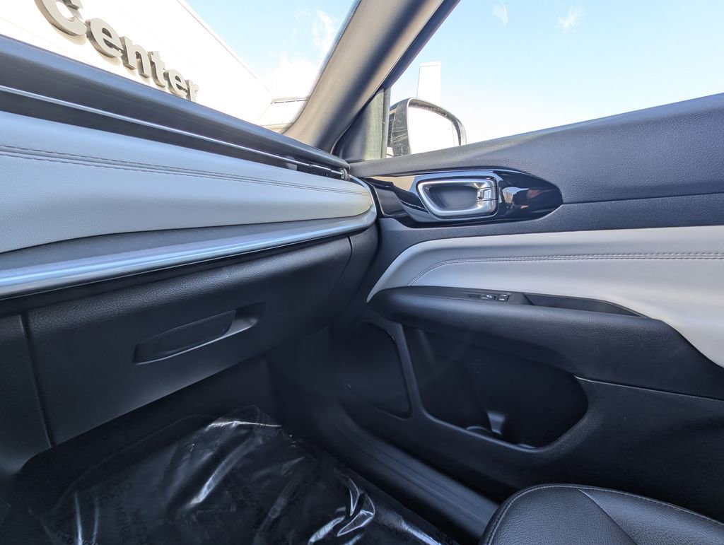 Used 2024 Jeep Compass Limited image 30
