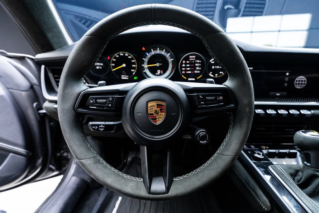 Used 2022 Porsche 911 GT3 RWD image 37