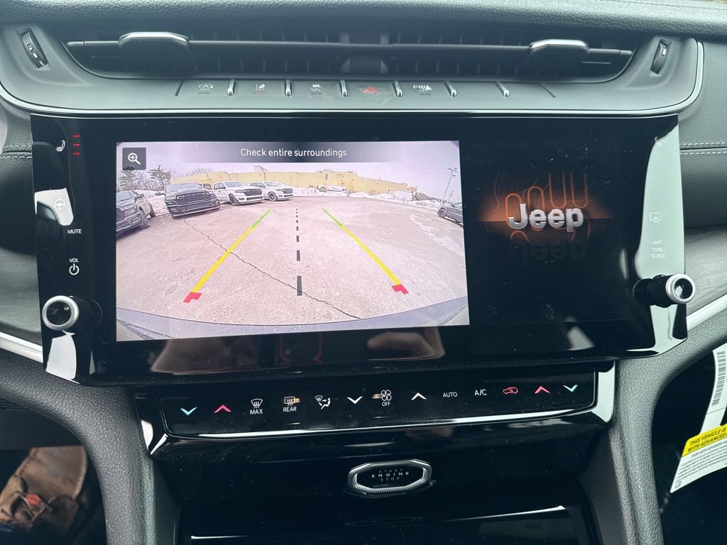 New 2026 Jeep Grand Cherokee Limited image 14