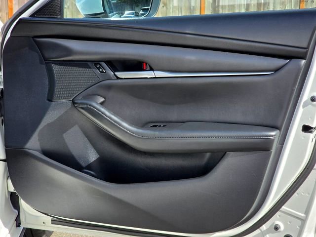 Used 2020 MAZDA MAZDA3 Sedan w/ Select Package FWD image 27