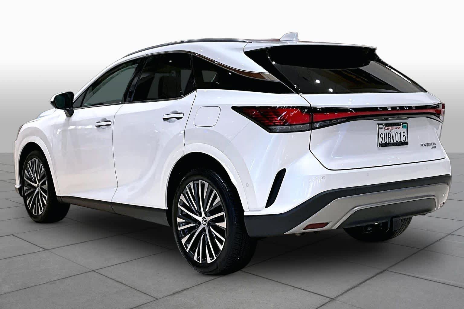 Used 2025 Lexus RX 350 w/ Convenience Package AWD/4WD image 11