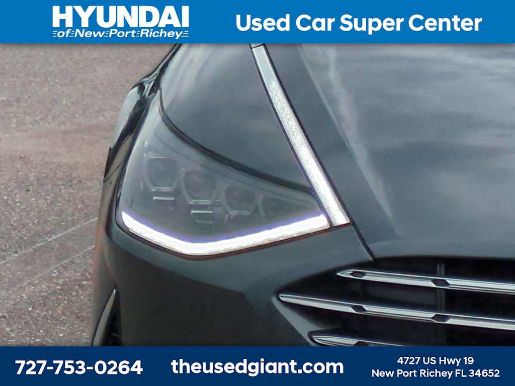 Used 2023 Hyundai Sonata Limited w/ Cargo Package FWD image 10
