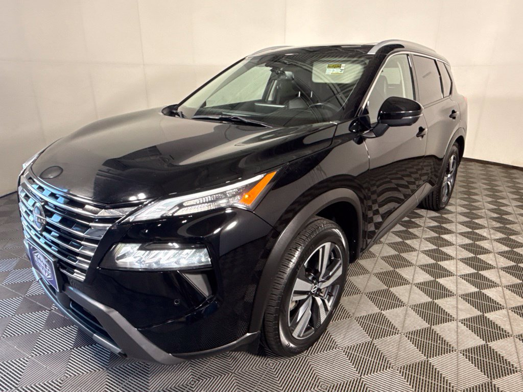 Used 2024 Nissan Rogue SL AWD/4WD image 5