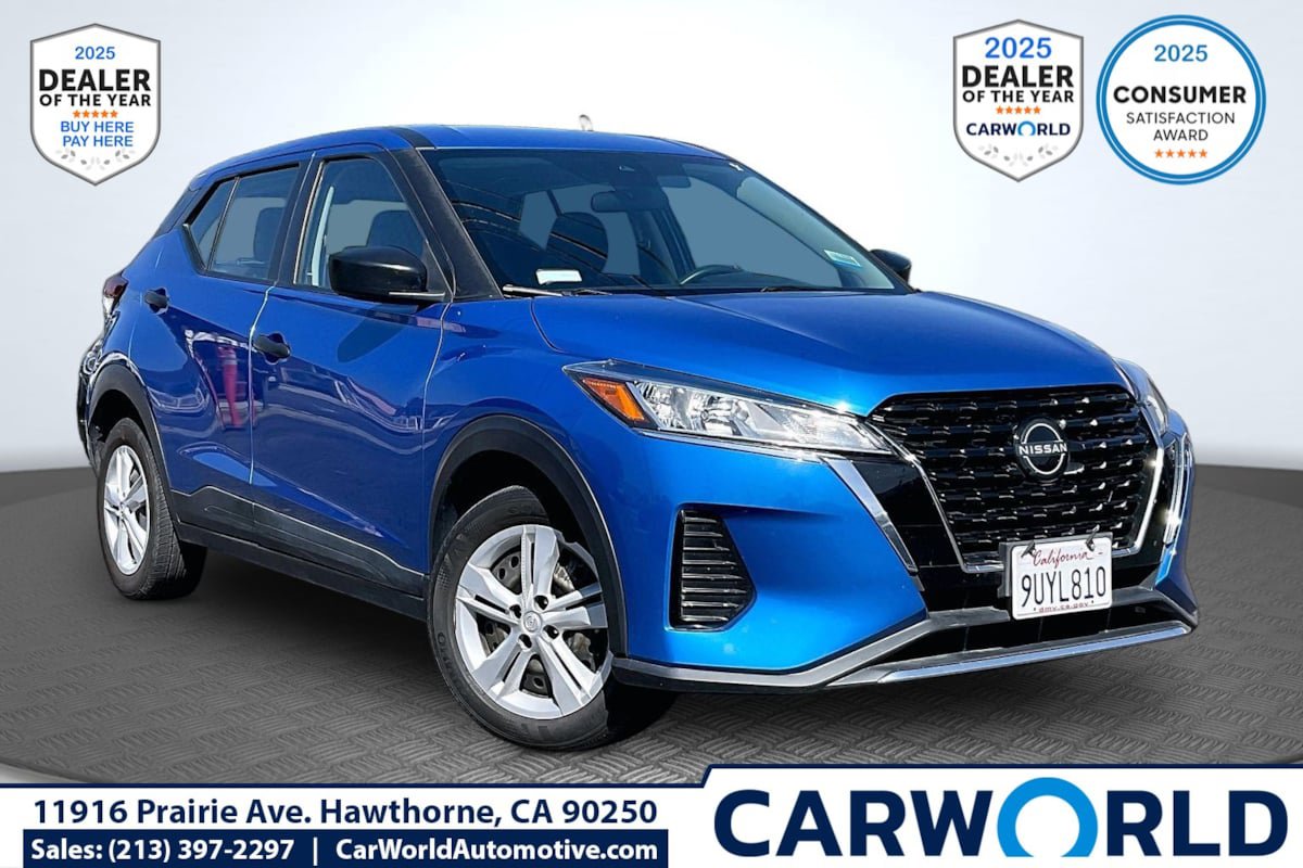 Used 2022 Nissan Kicks S FWD image 1