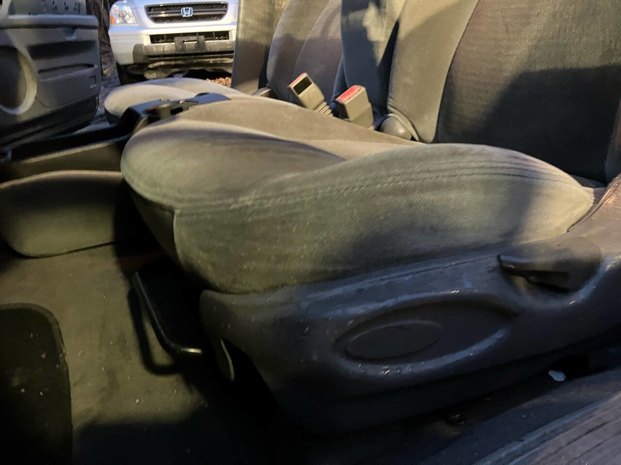 Used 2004 Ford Taurus SE image 34