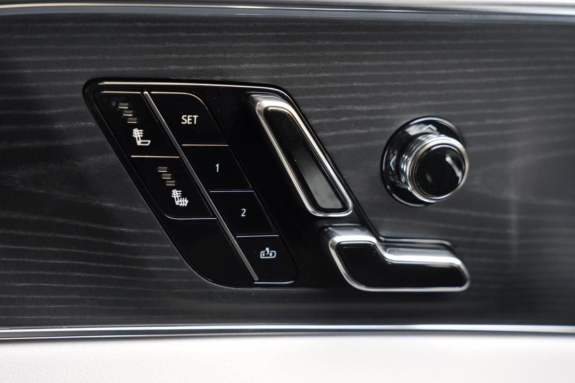 New 2026 Cadillac Lyriq Sport w/ LPO, Floor Liner Package image 92