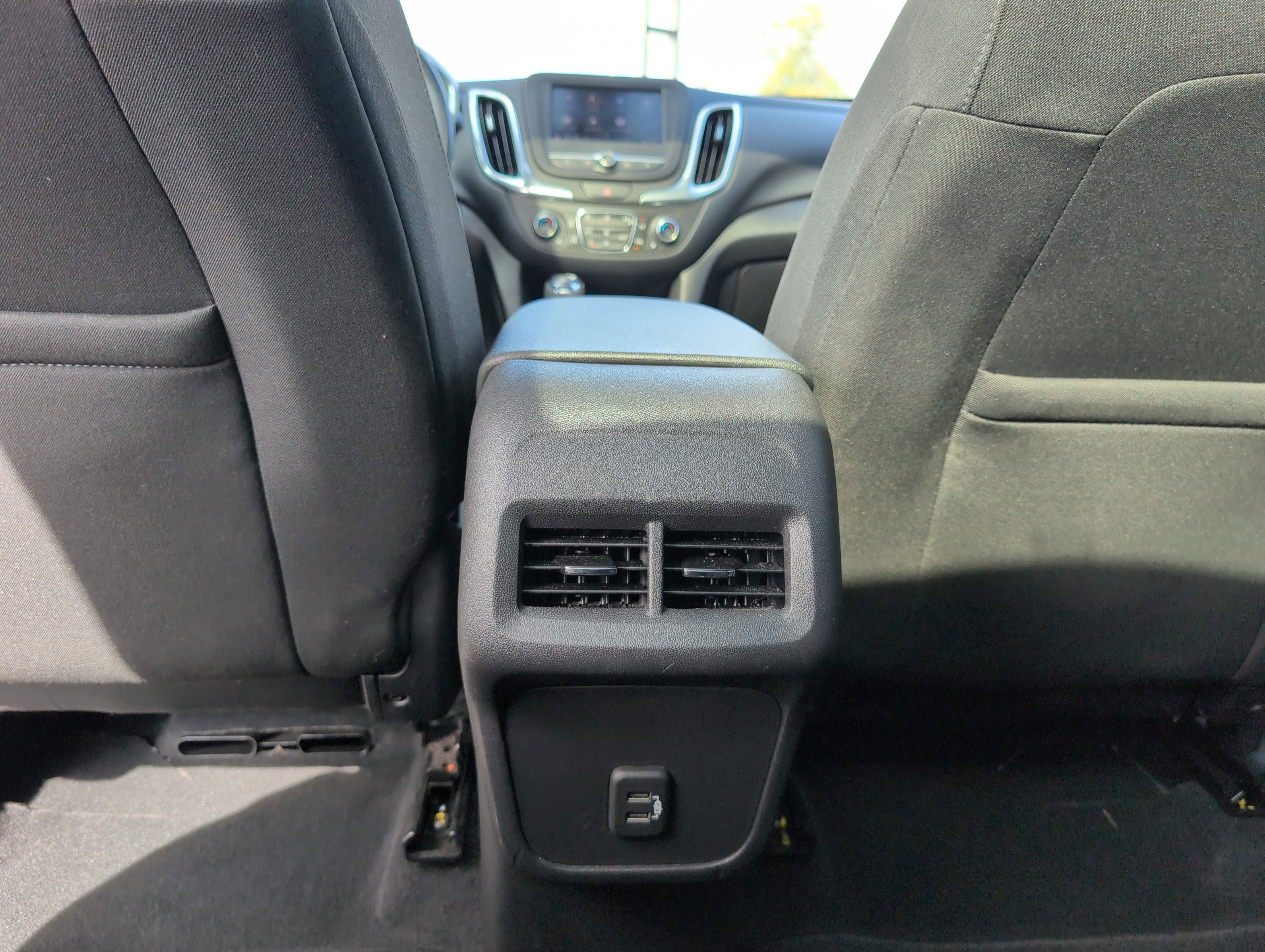 Used 2021 Chevrolet Equinox LT image 31