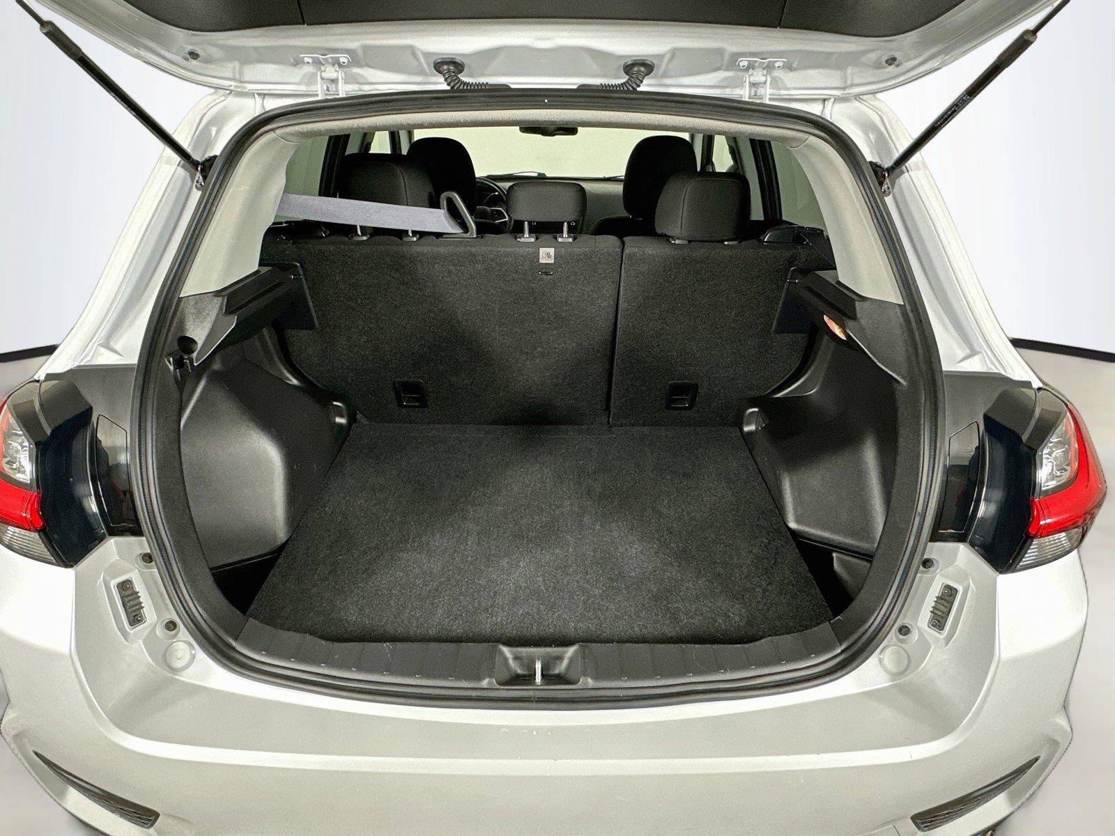 Used 2025 Mitsubishi Outlander Sport ES AWD/4WD image 24